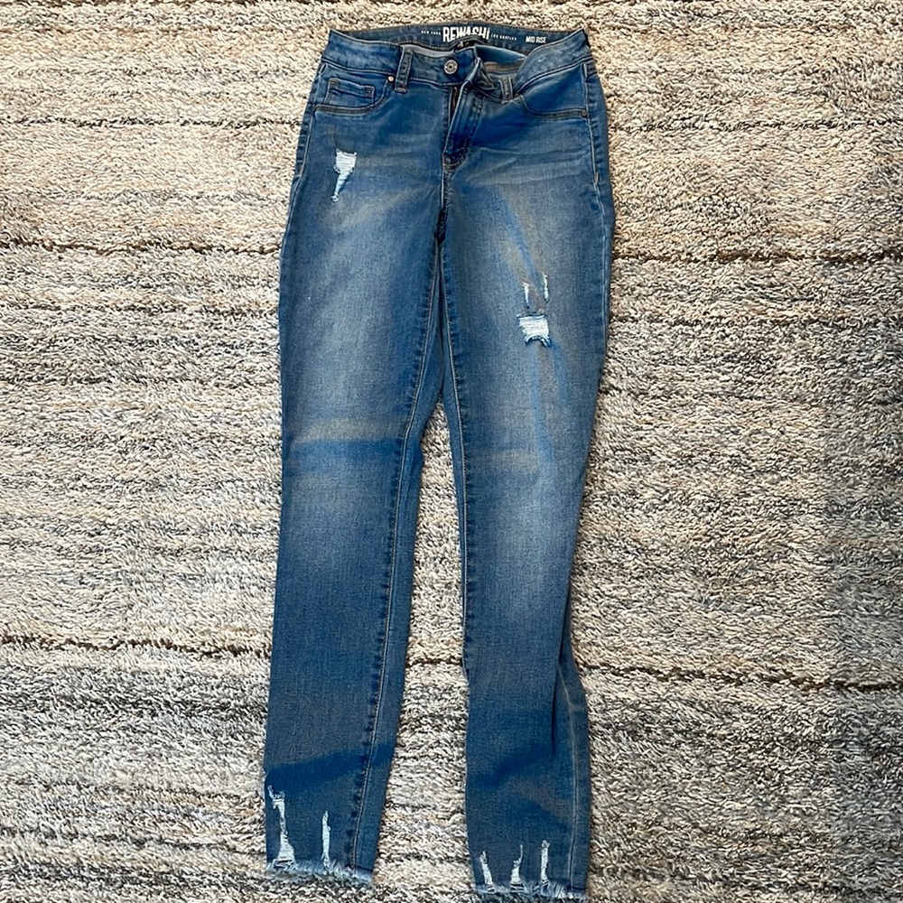 Super cute skinny jeans from JC Penny’s. Brand is Rewash
